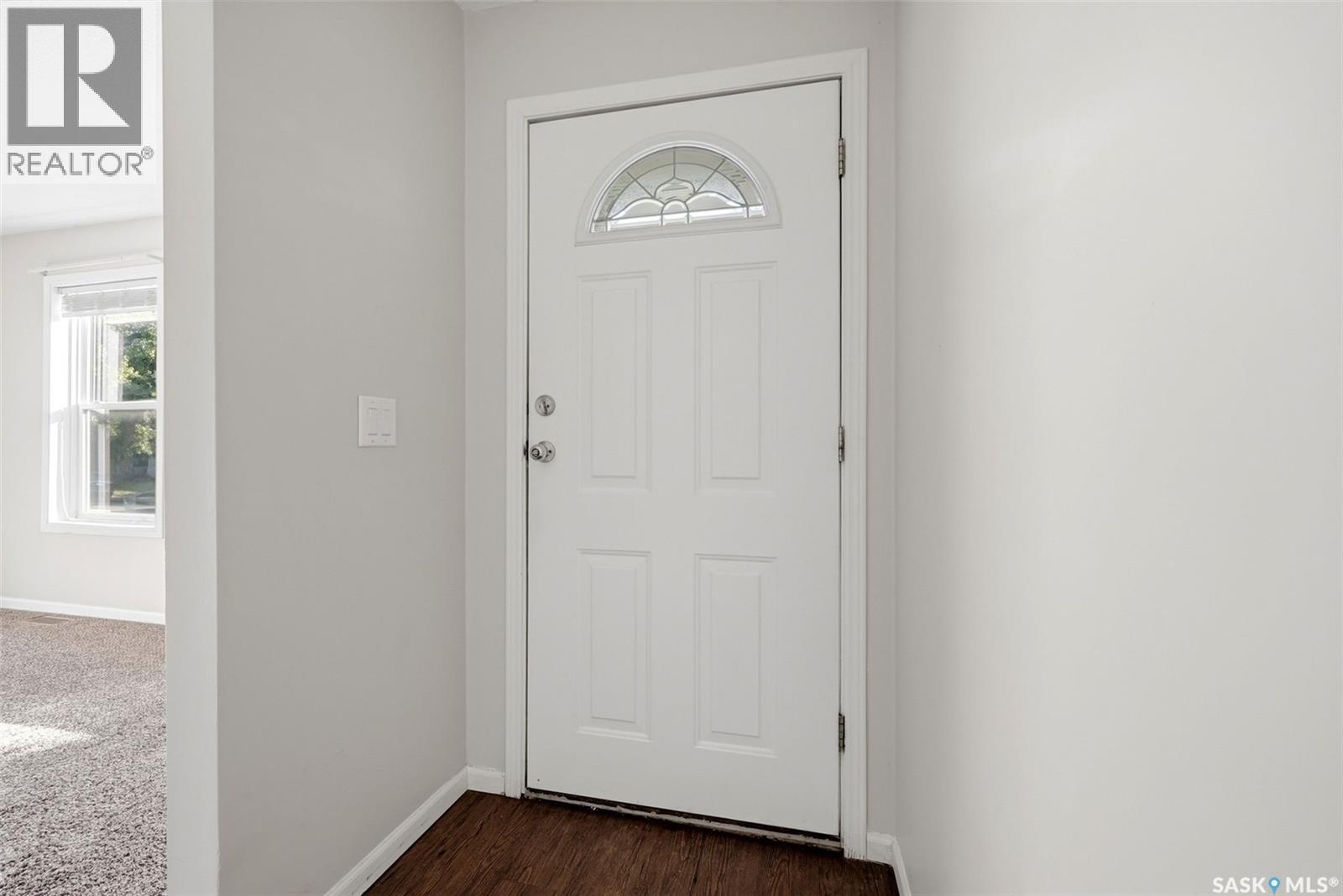 1752 York Street Property Photo 2