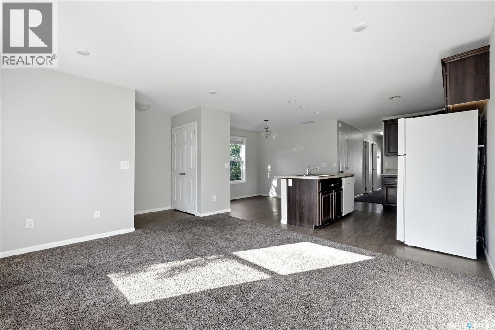 1752 York Street Property Photo 5