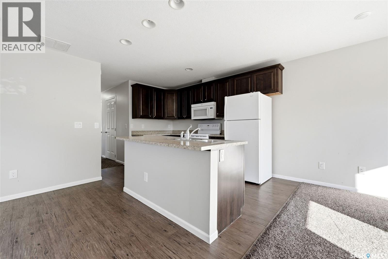 1752 York Street Property Photo 6
