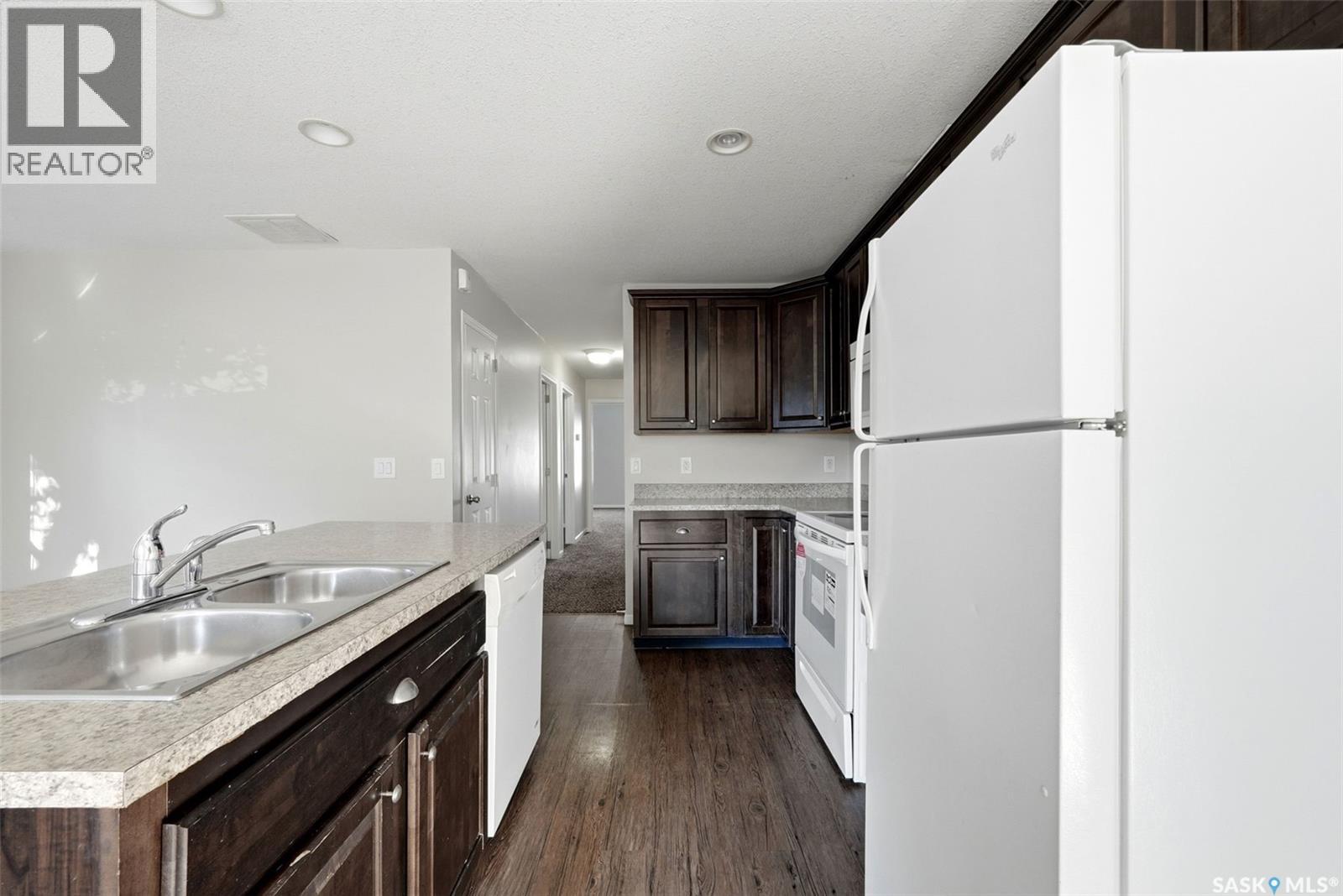 1752 York Street Property Photo 7