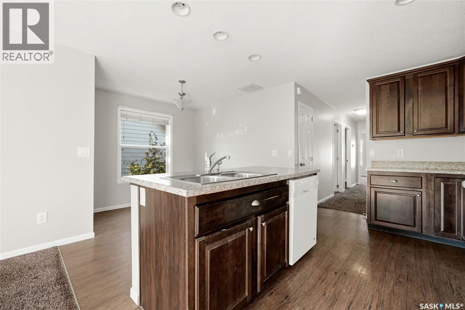 1752 York Street Property Photo 8