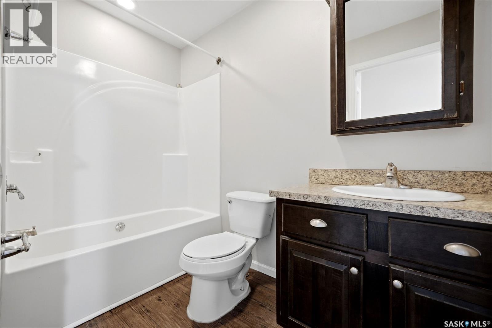 1752 York Street Property Photo 12