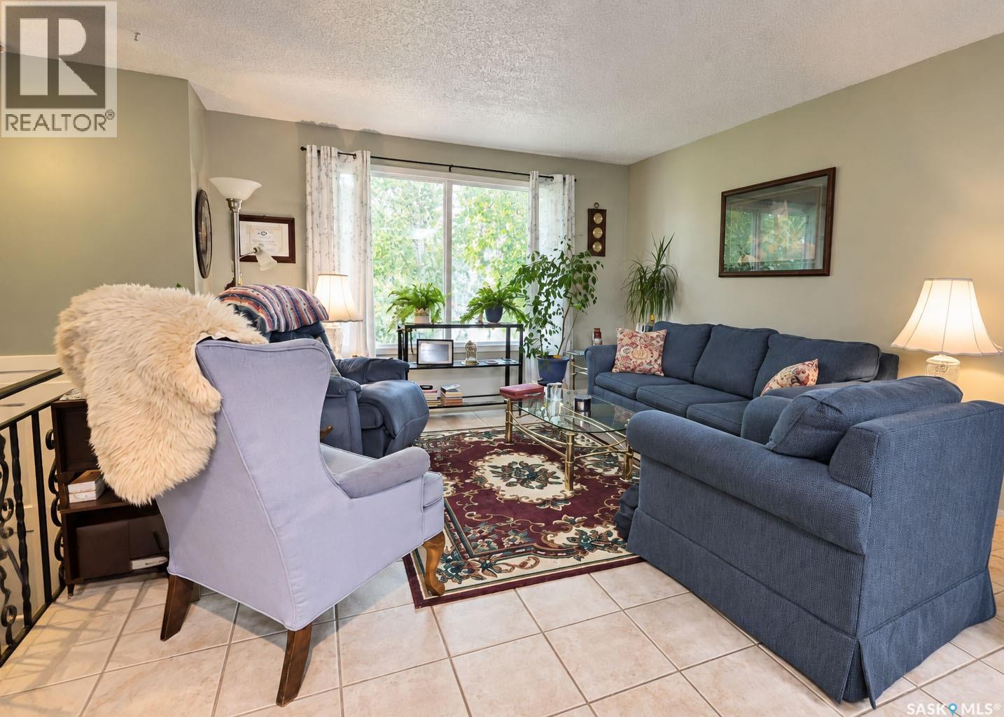 23 Berezowsky Drive Property Photo 3