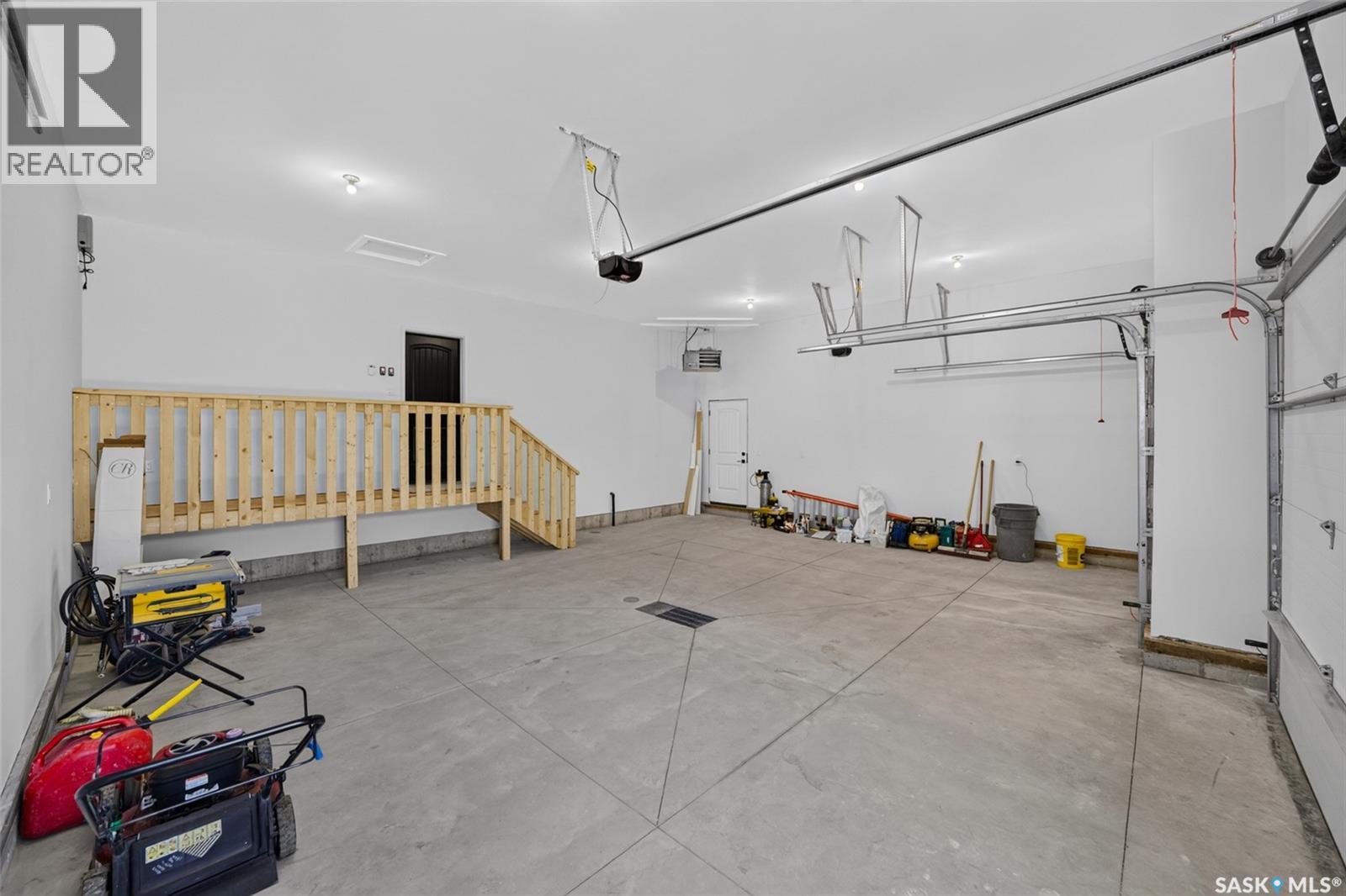 74 Emerald Ridge E Property Photo 35