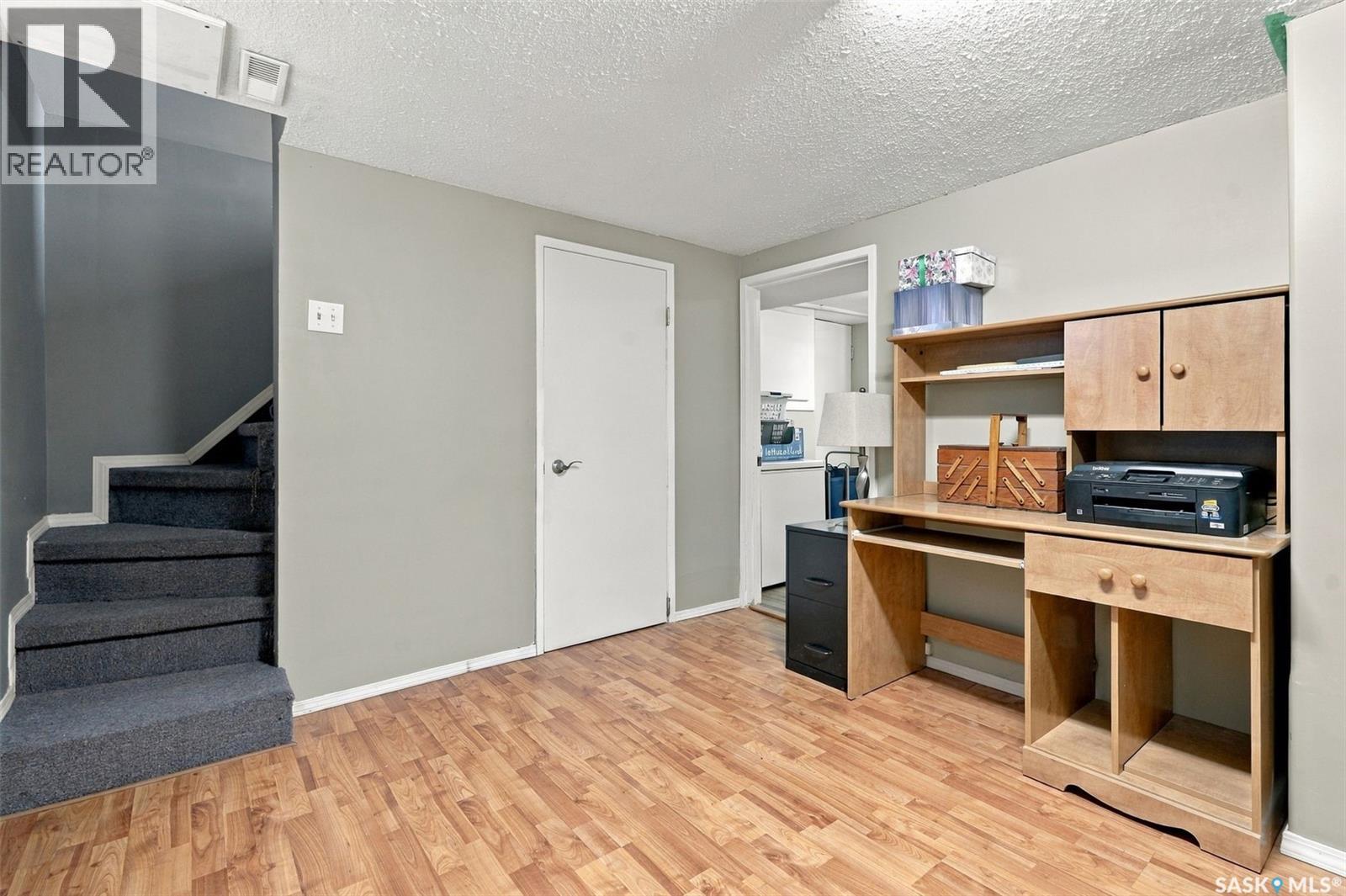 110 109th Street W Property Photo 25