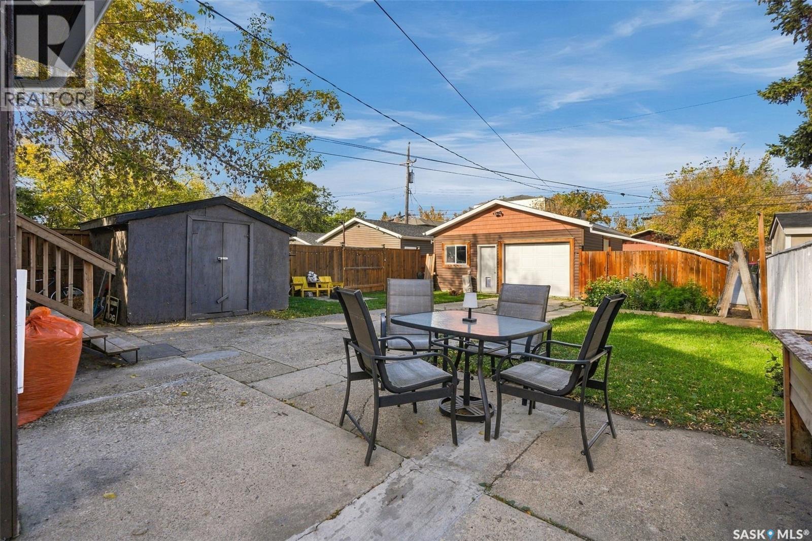 110 109th Street W Property Photo 40