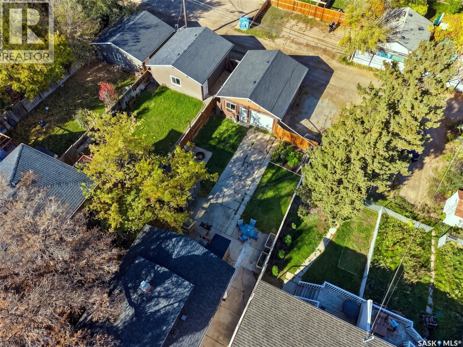 110 109th Street W Property Photo 46