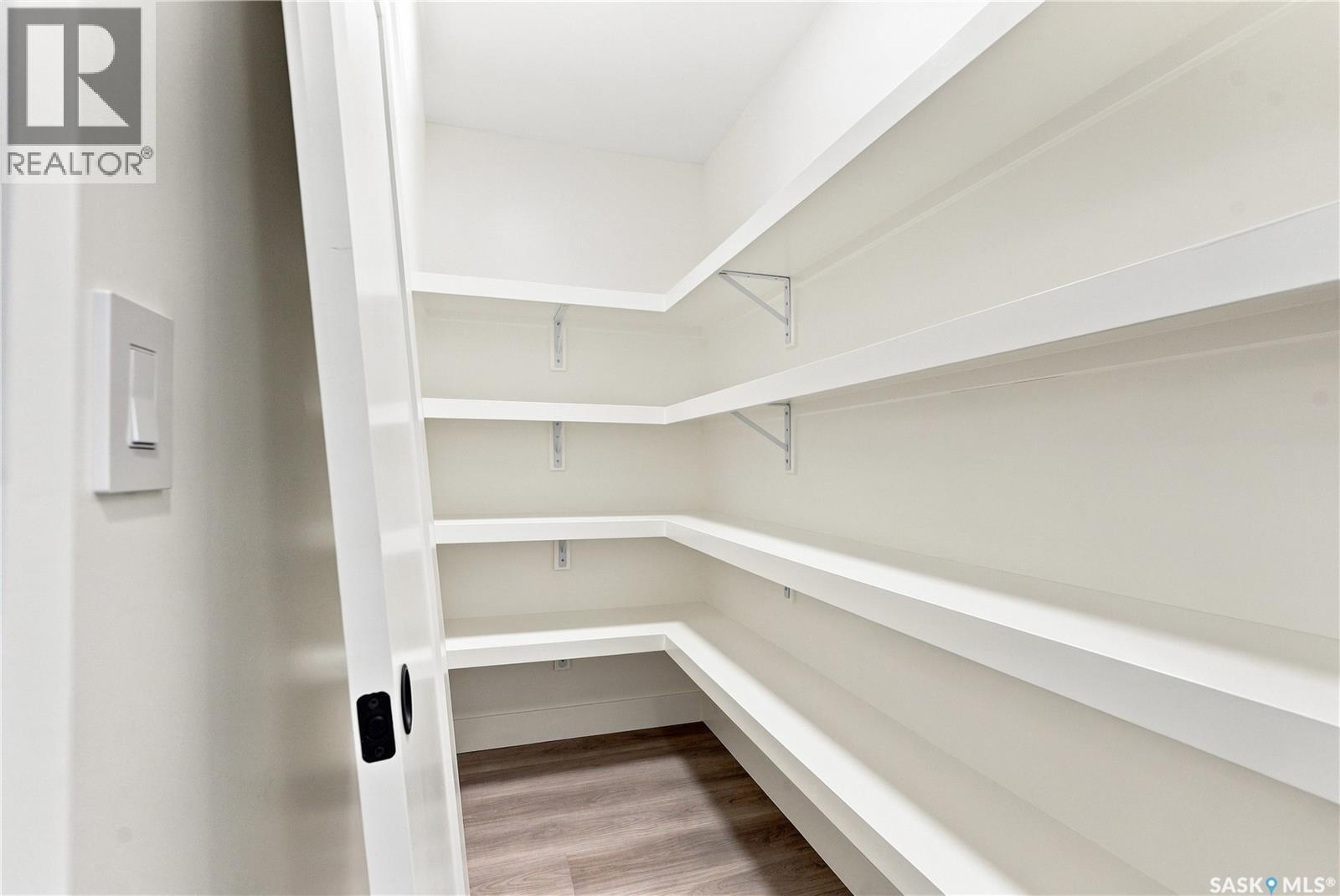 451 Stehwien Street Property Photo 20