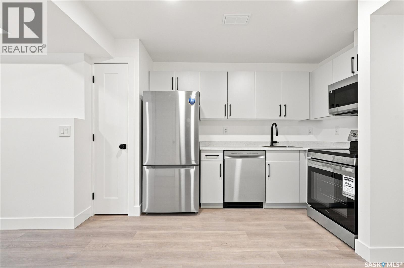 451 Stehwien Street Property Photo 40
