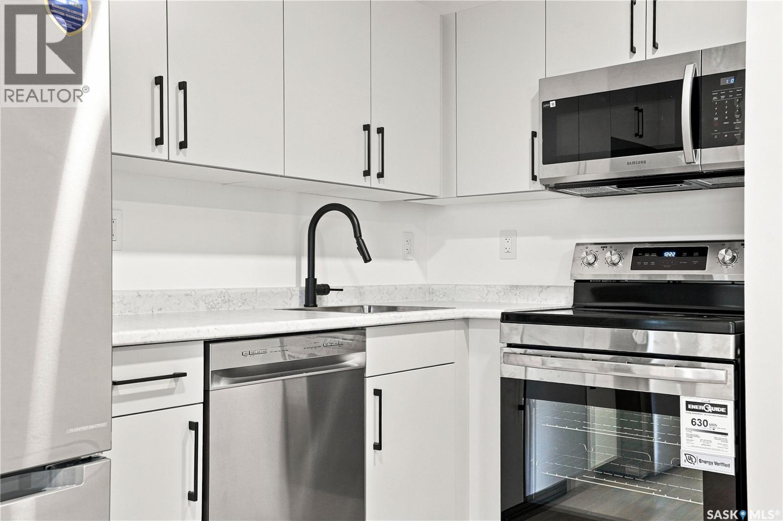 451 Stehwien Street Property Photo 41