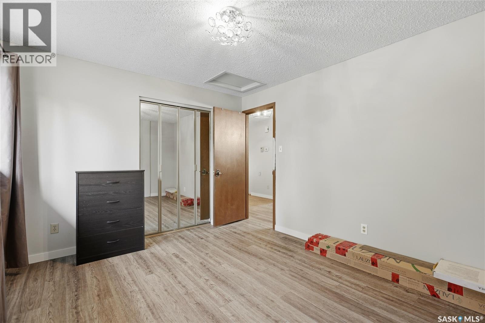2127 Cunning Crescent E Property Photo 33