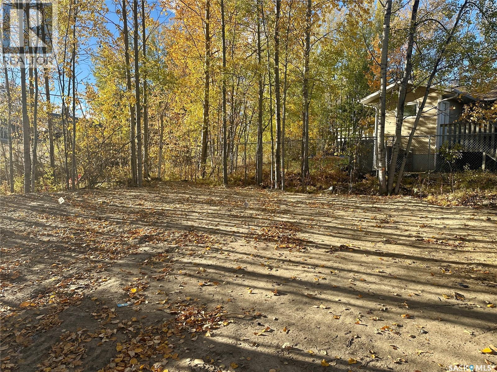 912 Quandt Crescent Property Photo 16