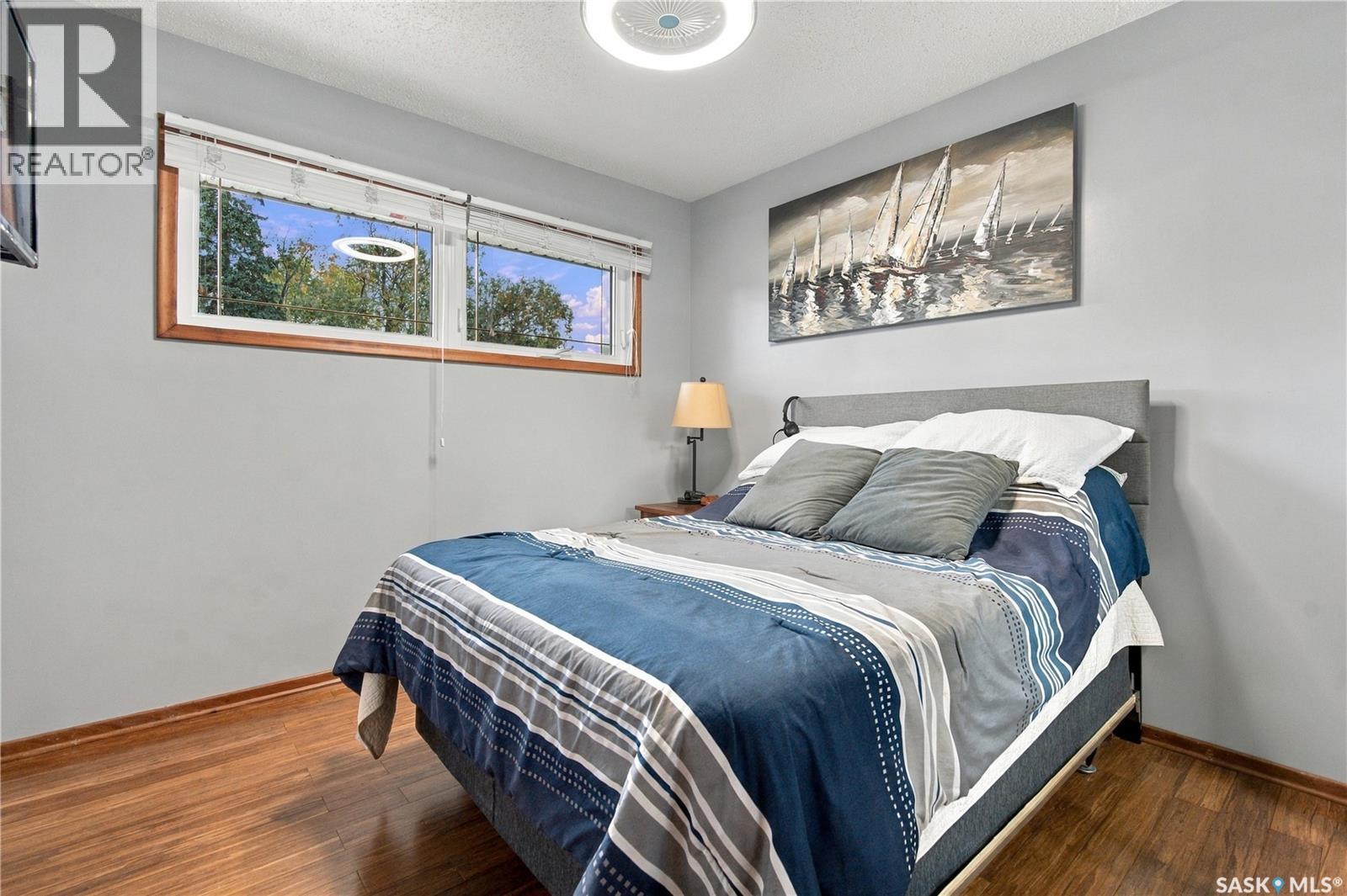 1311 Queen Crescent Property Photo 18