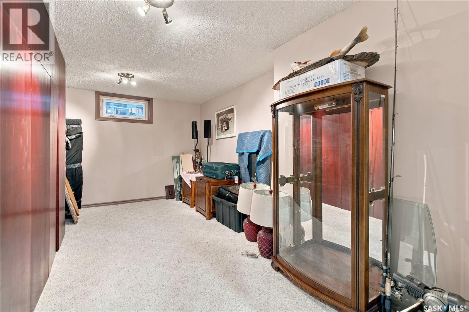 1311 Queen Crescent Property Photo 33
