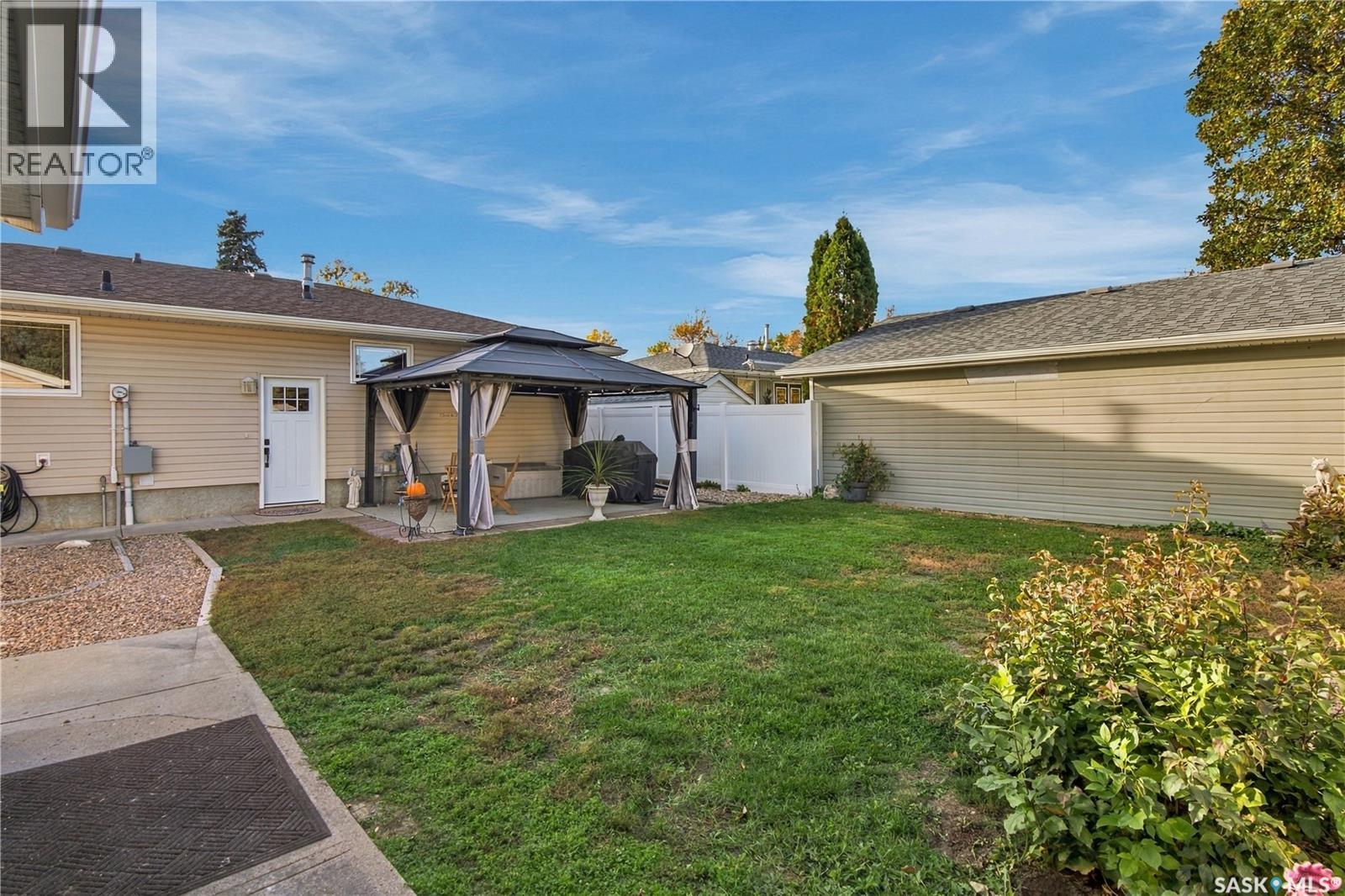 1311 Queen Crescent Property Photo 42
