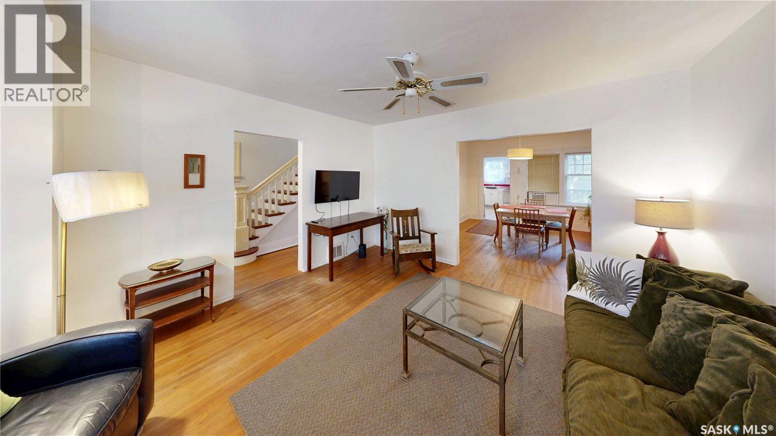 3723 Victoria Avenue Property Photo 5