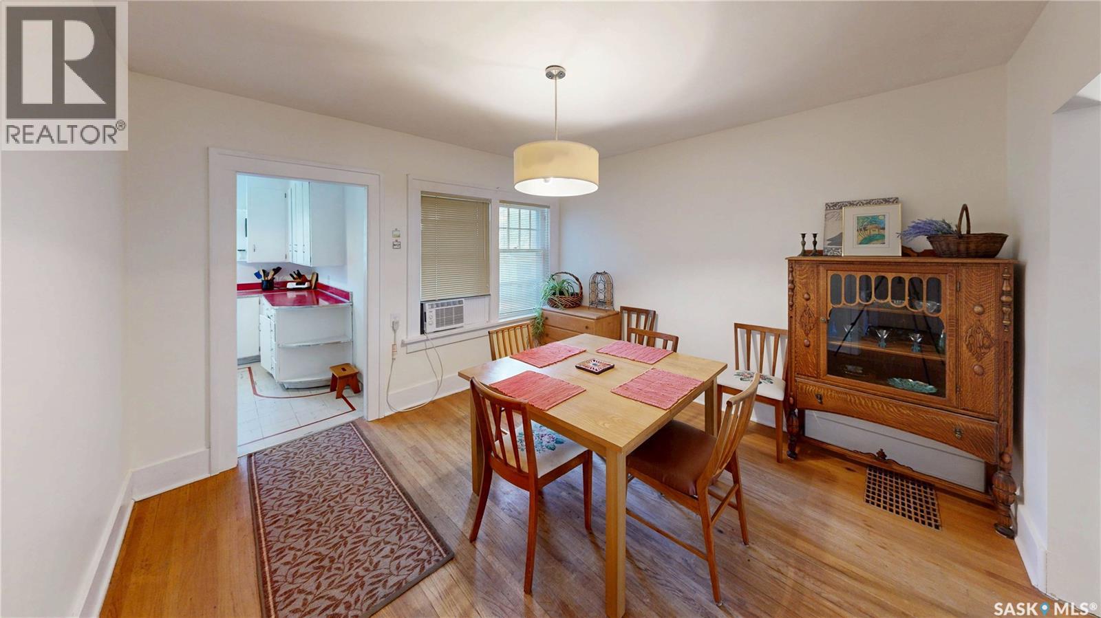 3723 Victoria Avenue Property Photo 6