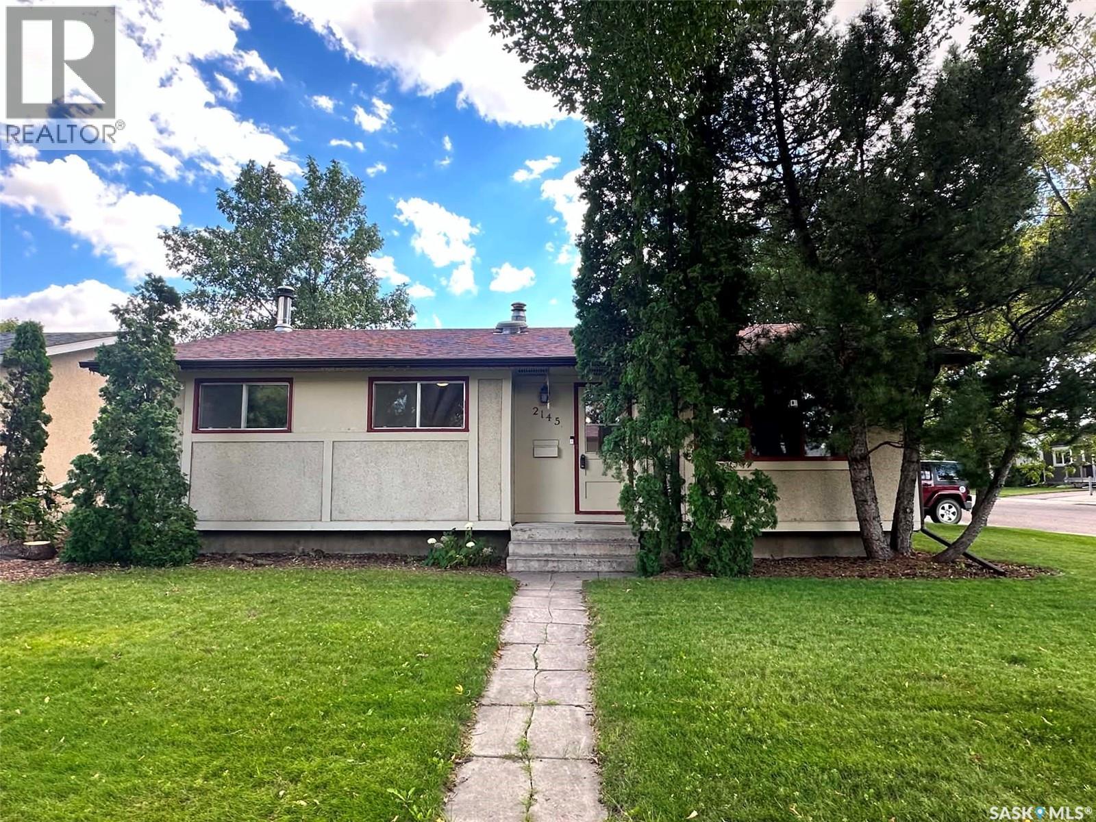 2145 37th Street W Property Photo 1