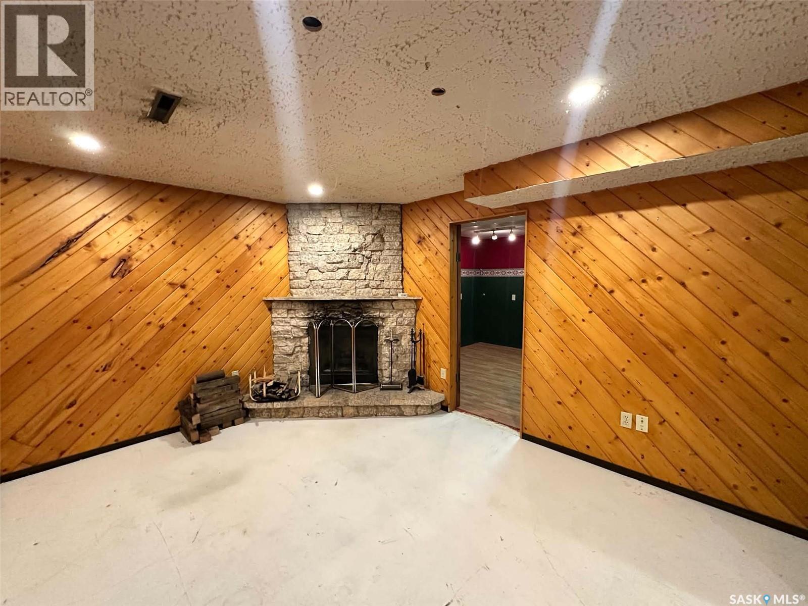 2145 37th Street W Property Photo 36