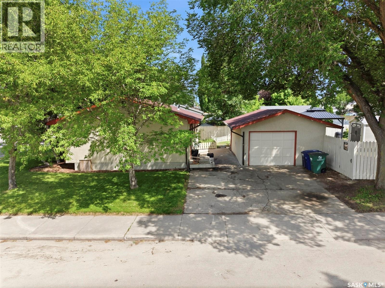 2145 37th Street W Property Photo 53