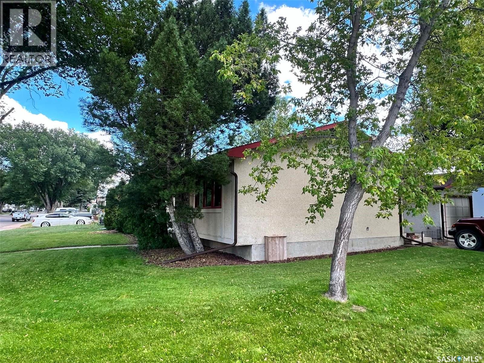 2145 37th Street W Property Photo 67