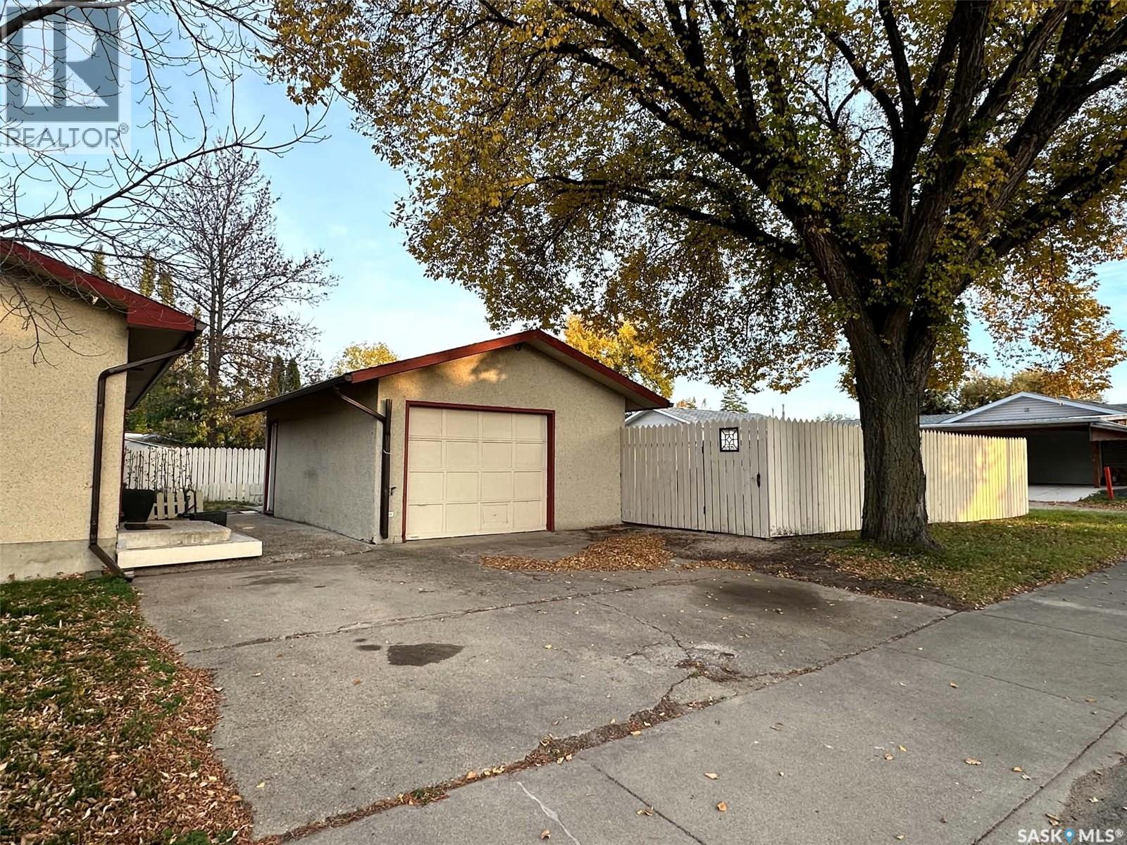 2145 37th Street W Property Photo 70