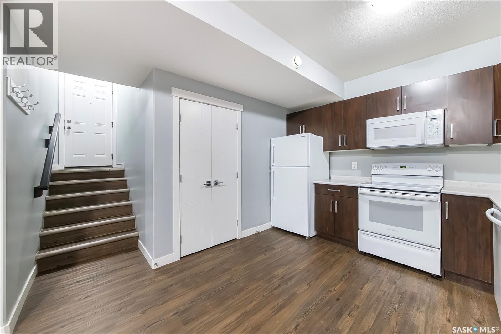 3742 33rd Street W Property Photo 22