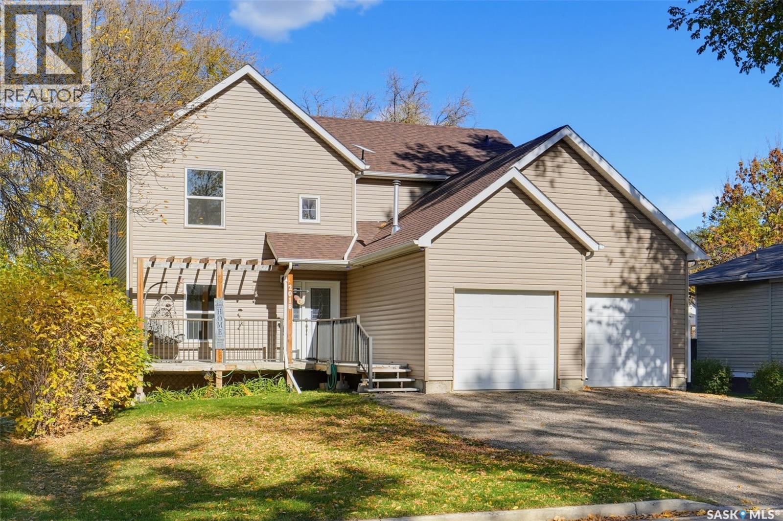2018 8th Street Property Photo 2