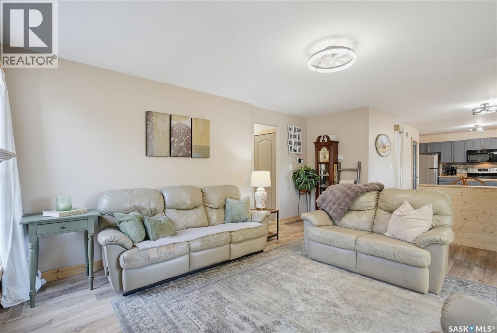 2018 8th Street Property Photo 12