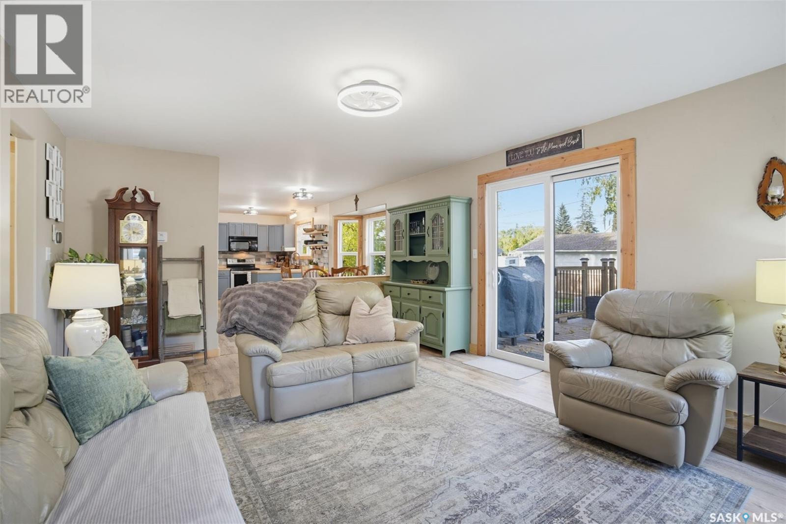 2018 8th Street Property Photo 13