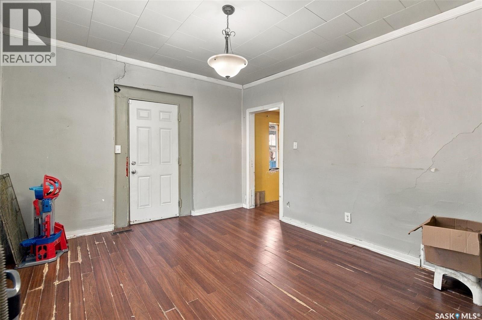 1371 Princess Street Property Photo 9