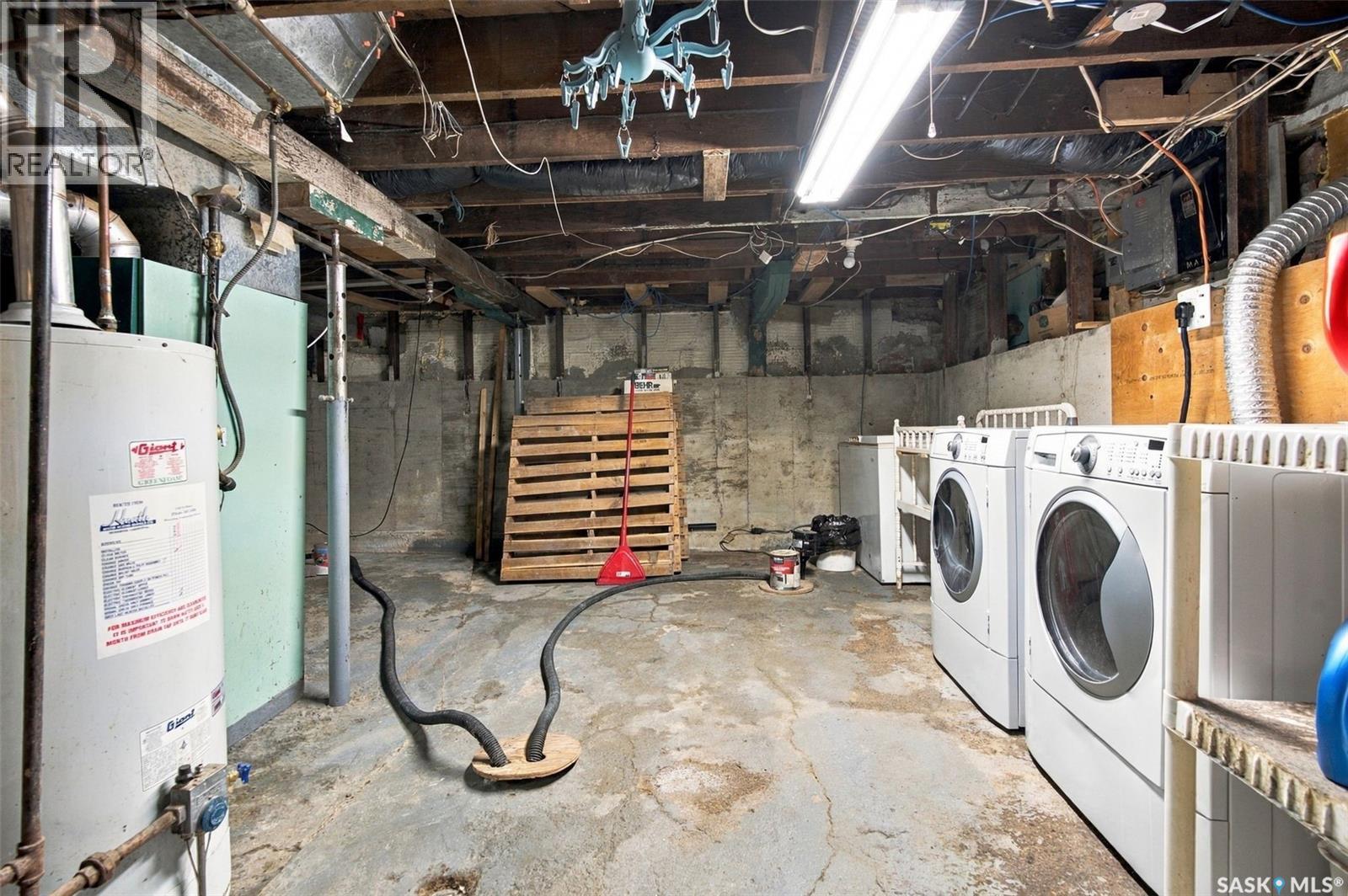 1371 Princess Street Property Photo 41