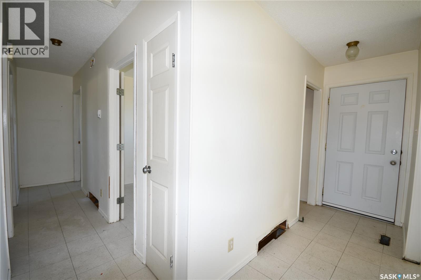 205 6th Avenue N Property Photo 6