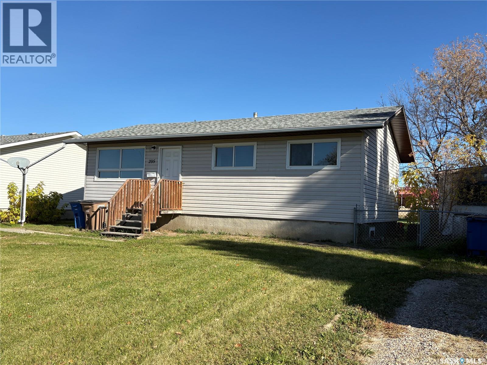 205 6th Avenue N Property Photo 21