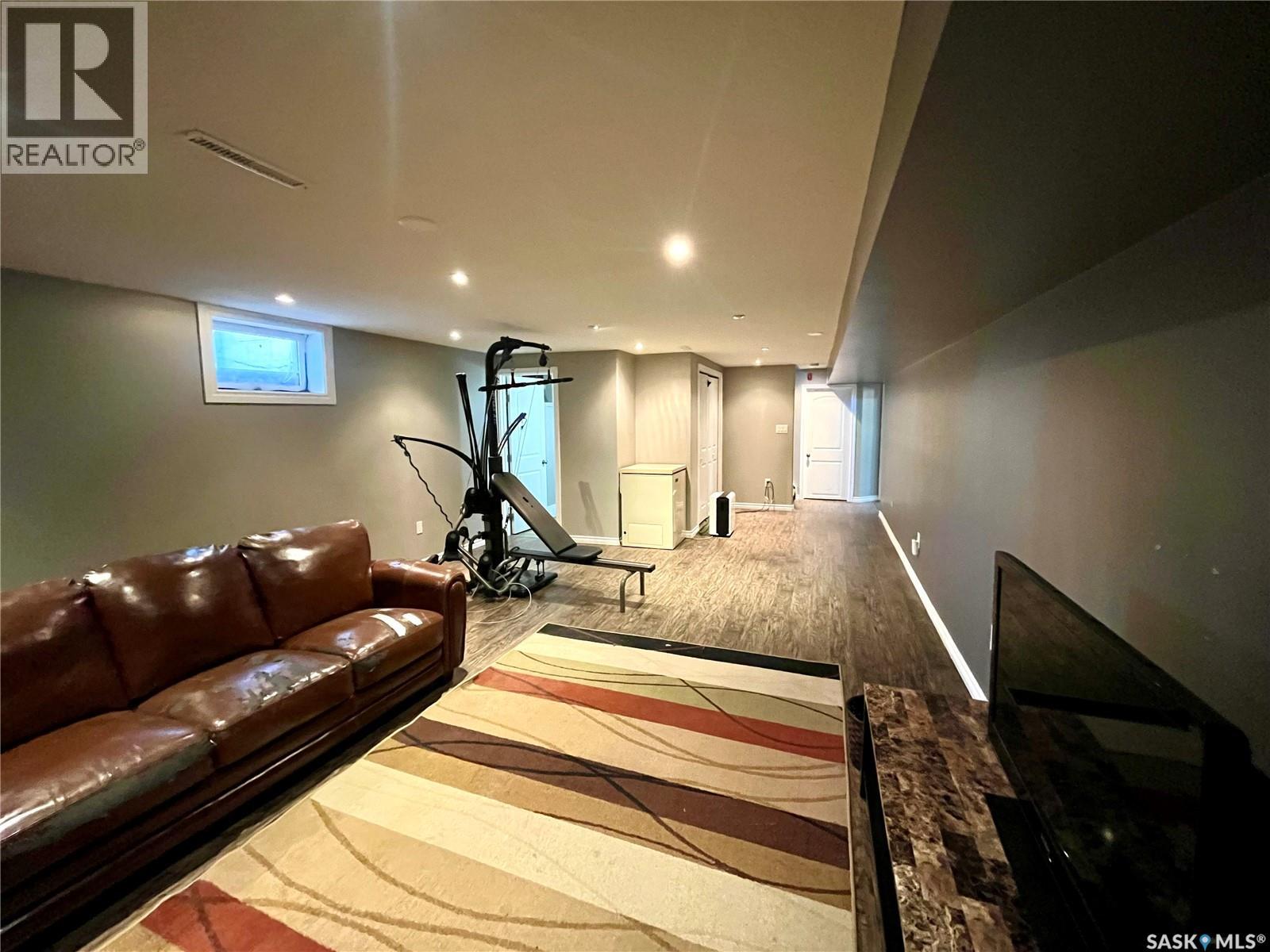 607 St Mary Street Property Photo 14