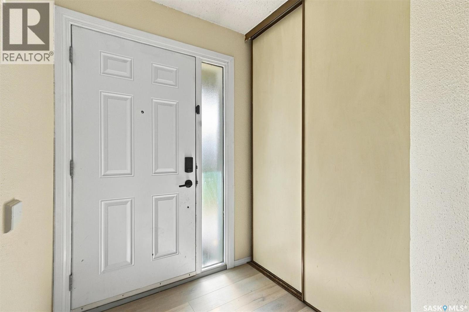 510 510 Prairie Avenue Property Photo 3