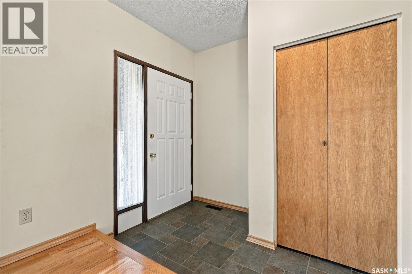 522 Delaronde Road Property Photo 4