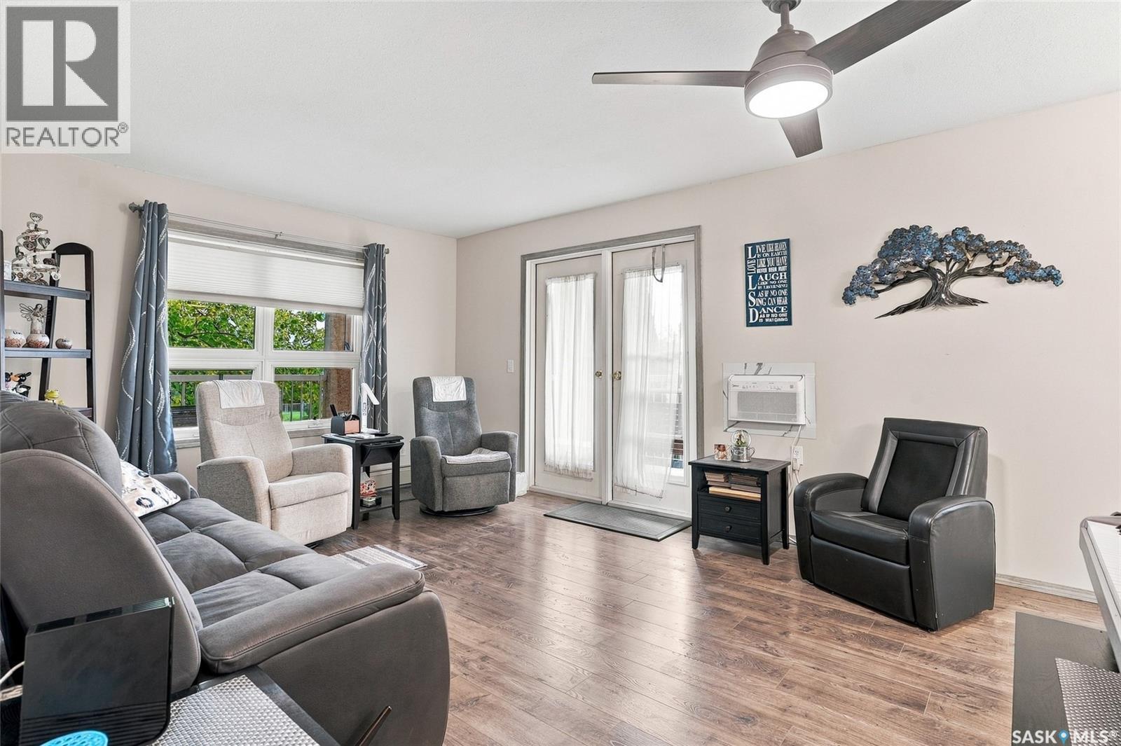 204 214 Ross Avenue Property Photo 4