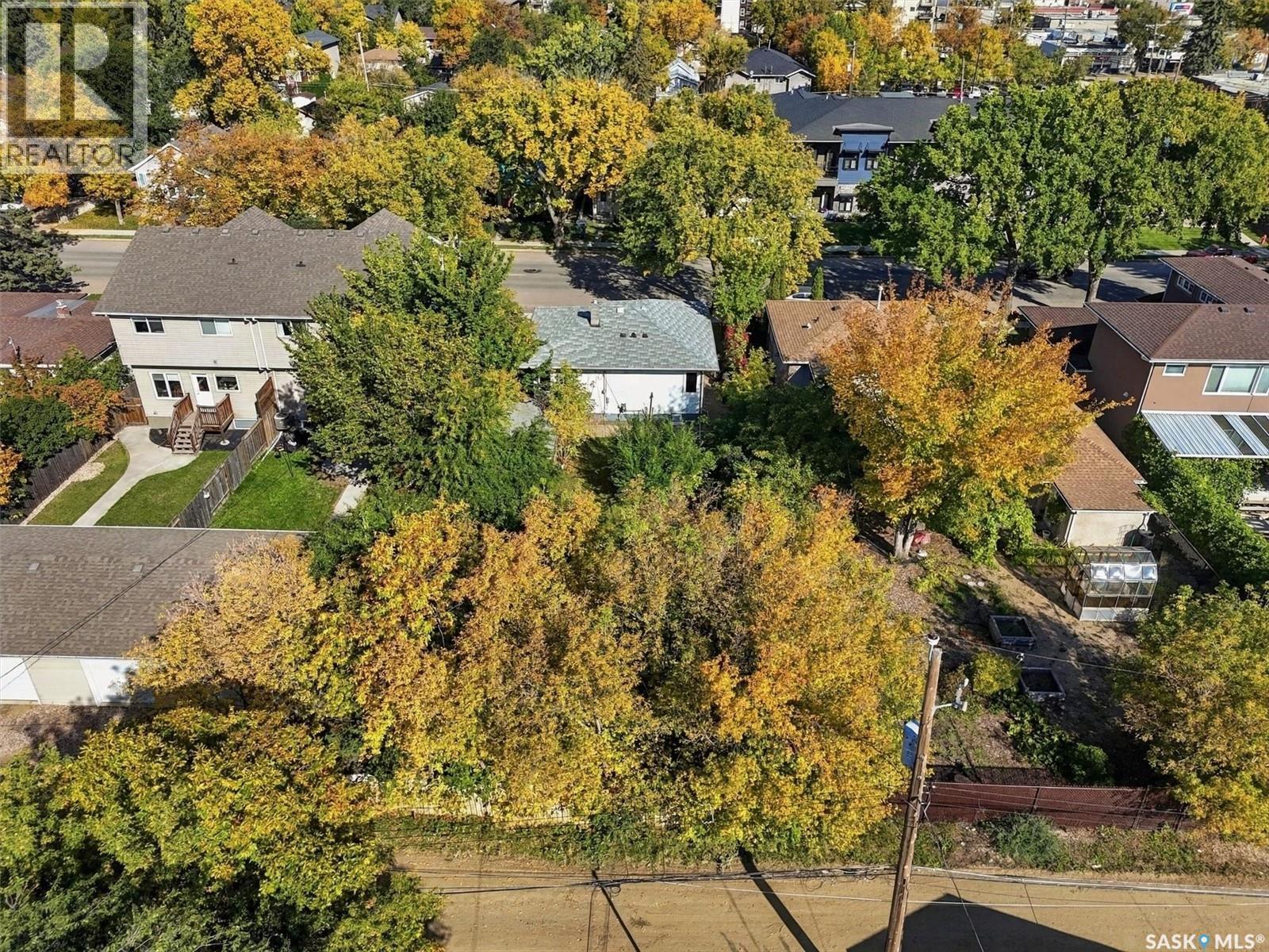 109 108th Street W Property Photo 3