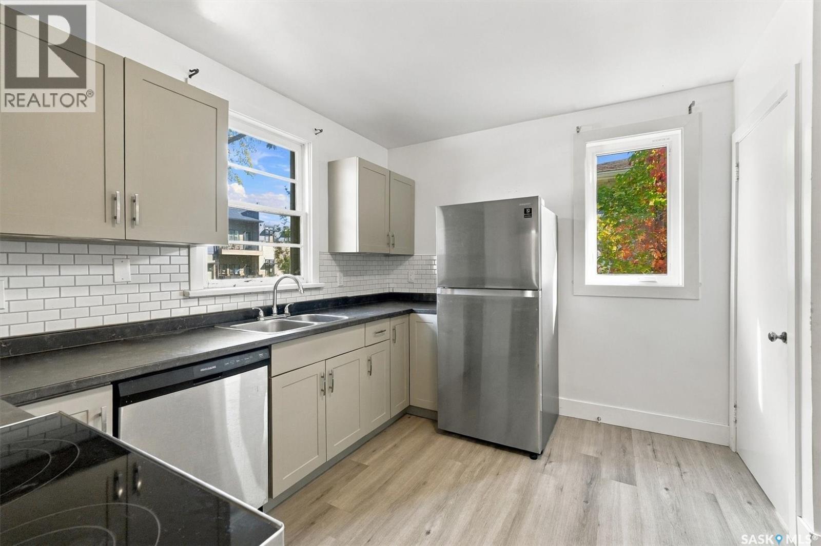 109 108th Street W Property Photo 11