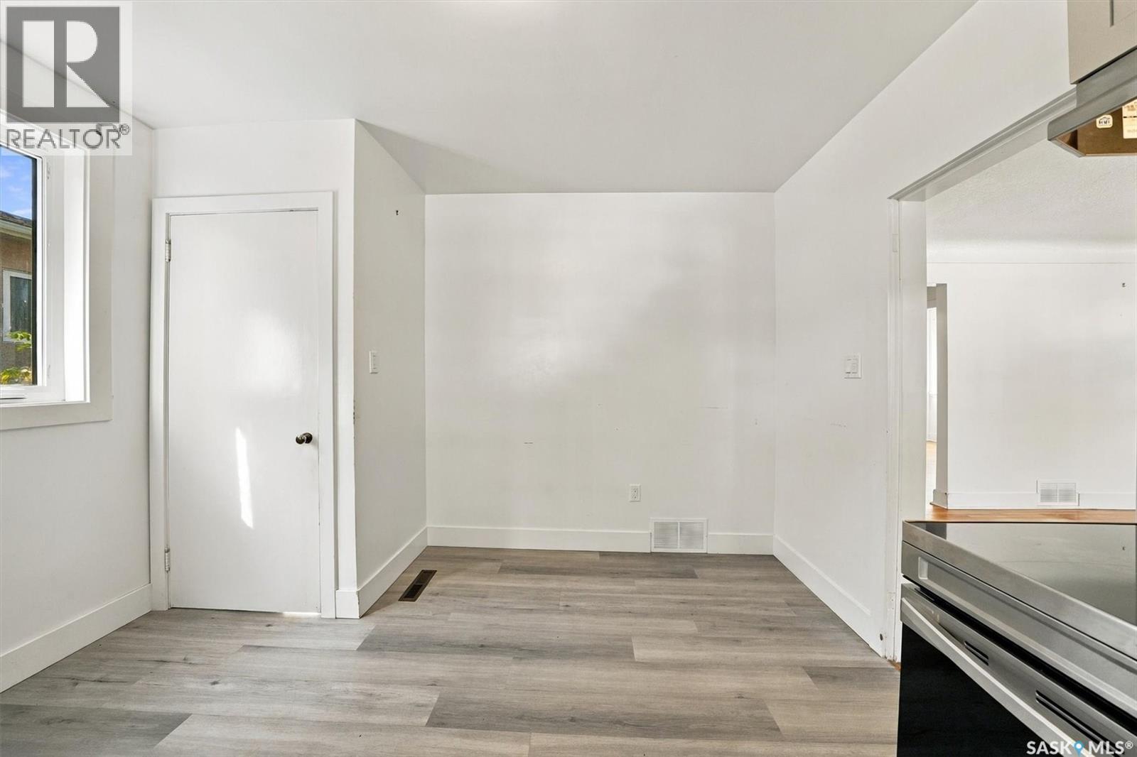 109 108th Street W Property Photo 12
