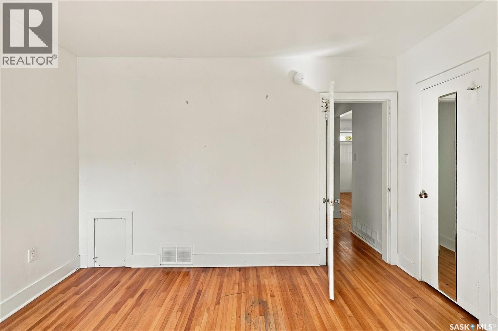 109 108th Street W Property Photo 16