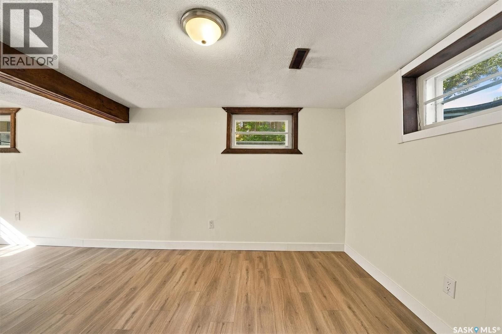 109 108th Street W Property Photo 26