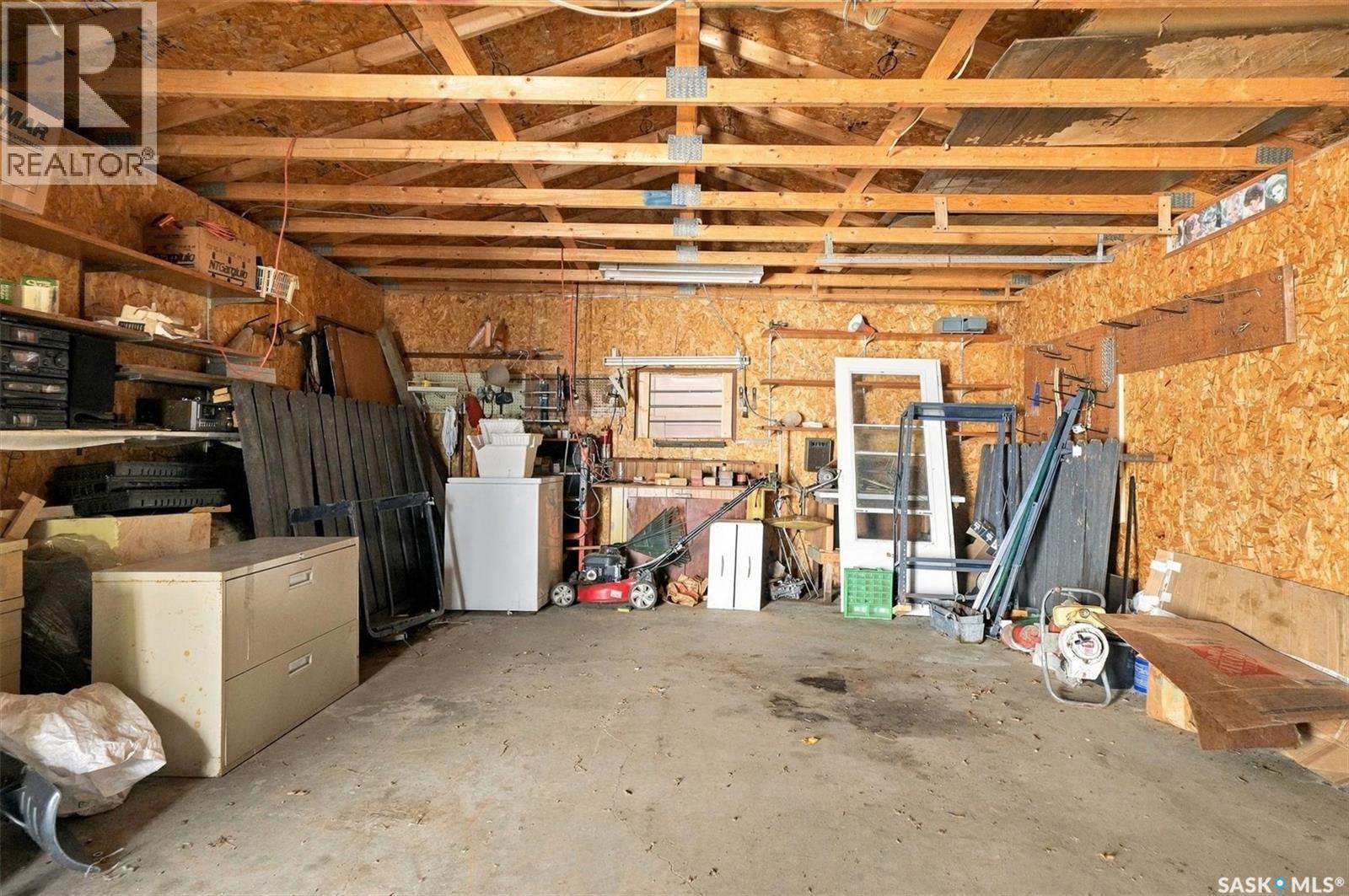 109 108th Street W Property Photo 42