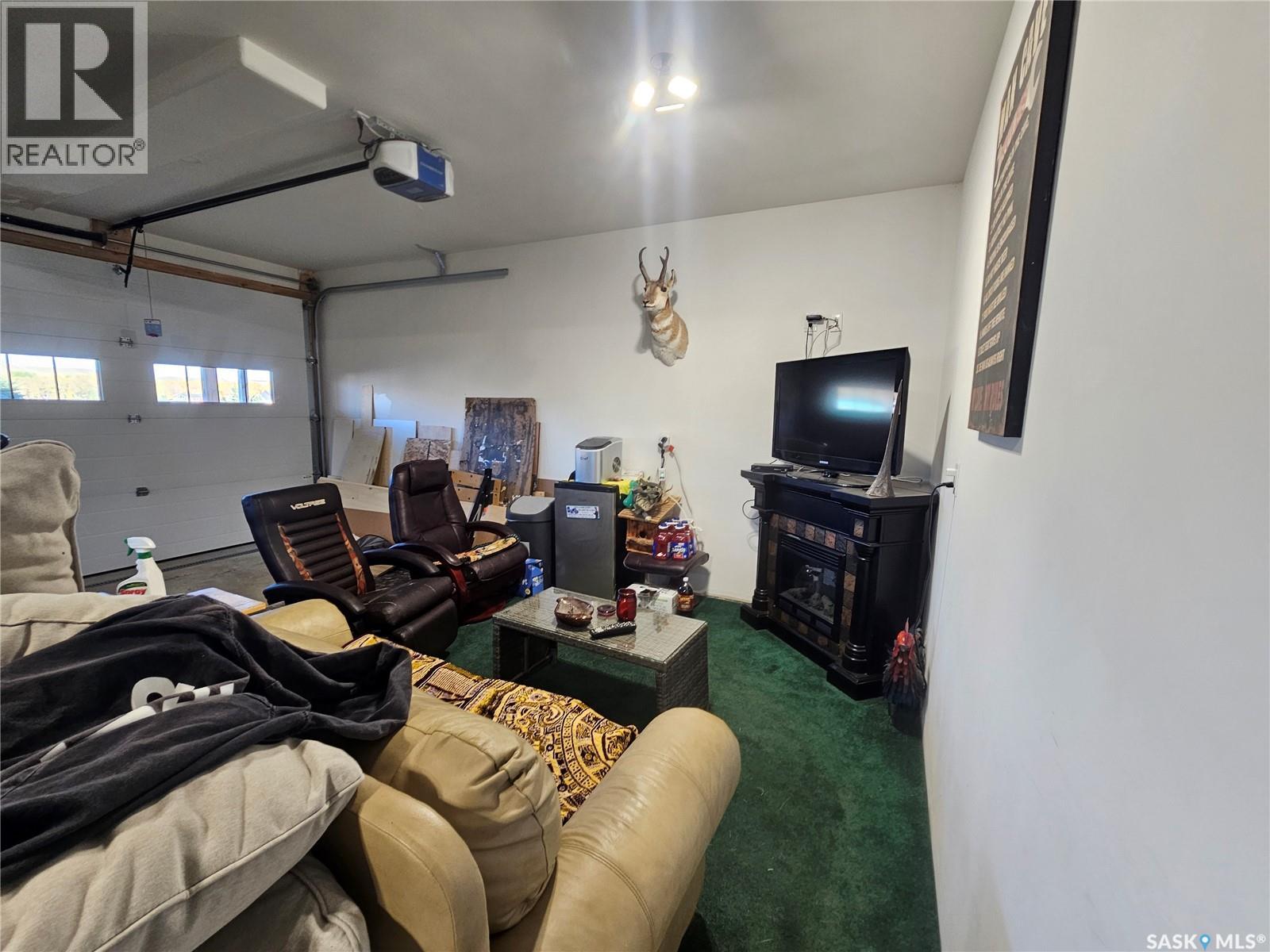203 Hillcrest Place Property Photo 38