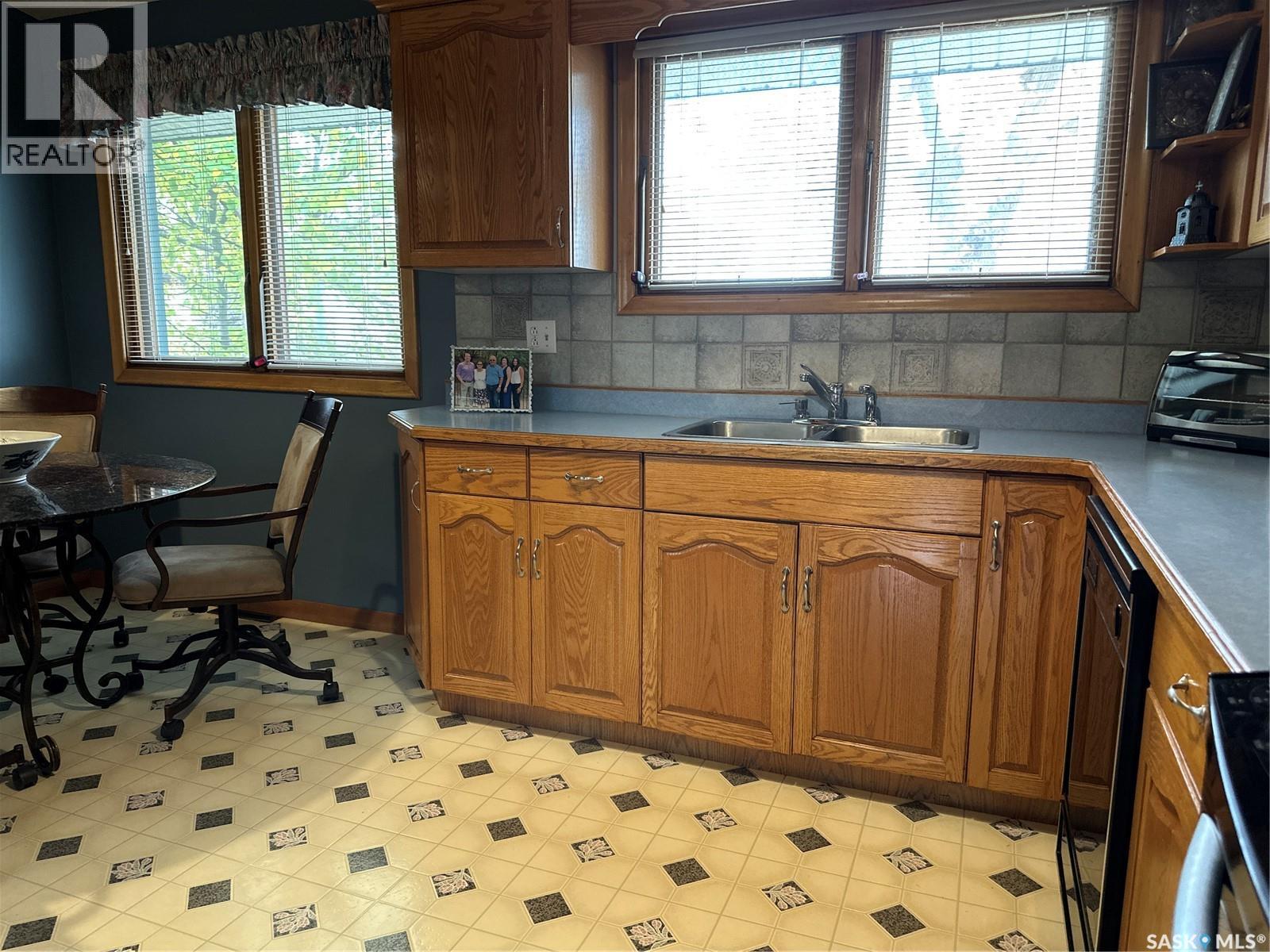503 9th Street Ne Property Photo 11