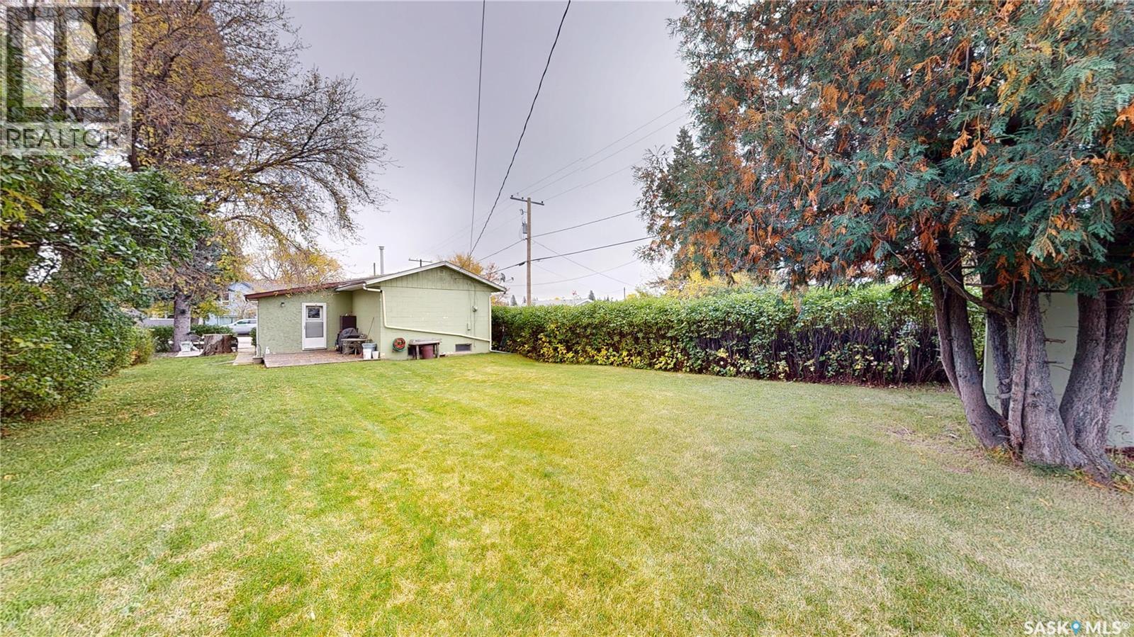 100 Lonsdale Street Property Photo 3