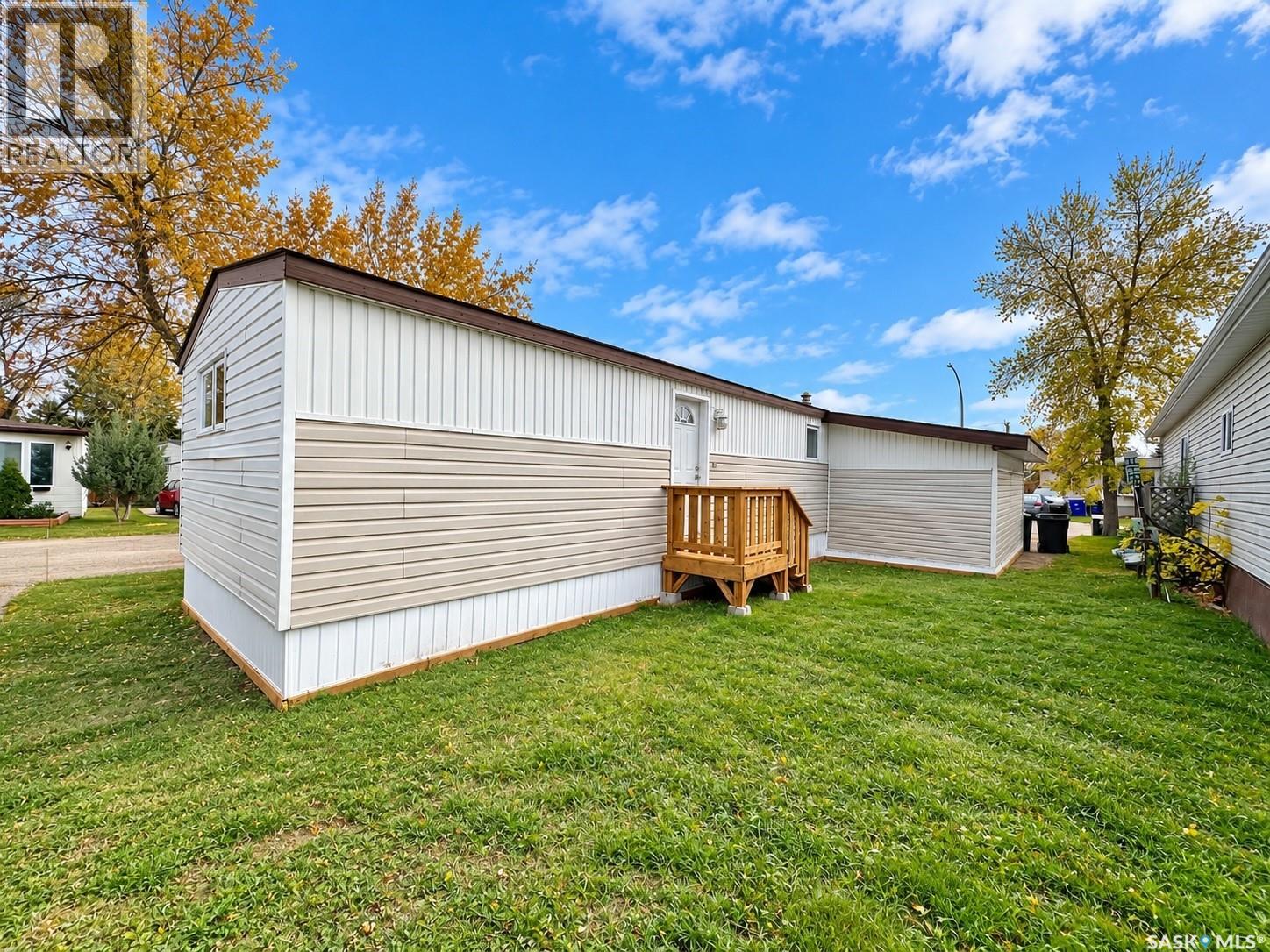 34 1035 Boychuk Drive Property Photo 4