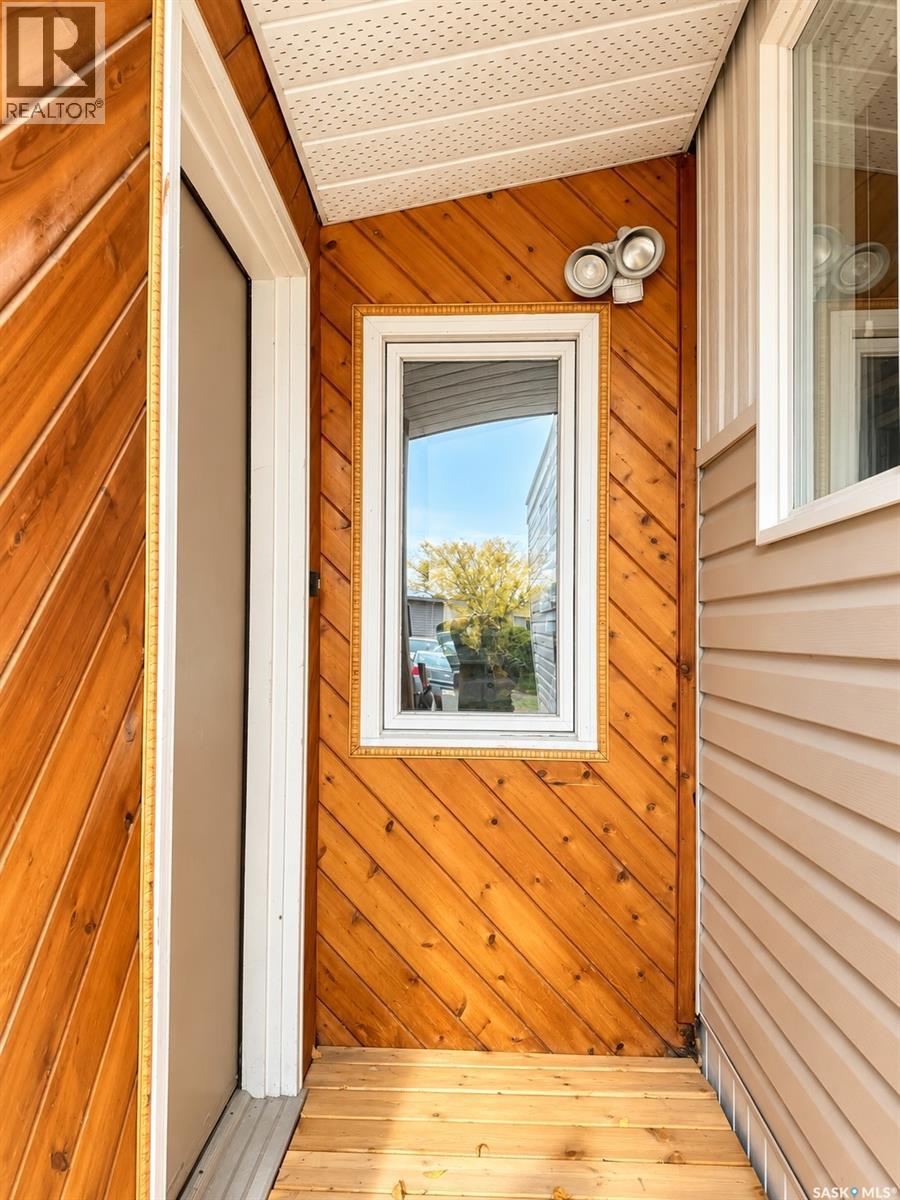 34 1035 Boychuk Drive Property Photo 6