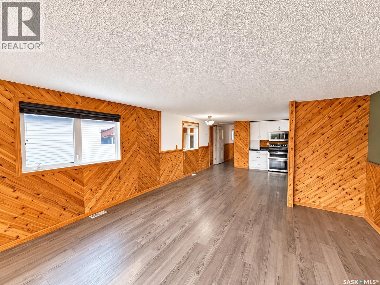 34 1035 Boychuk Drive Property Photo 20